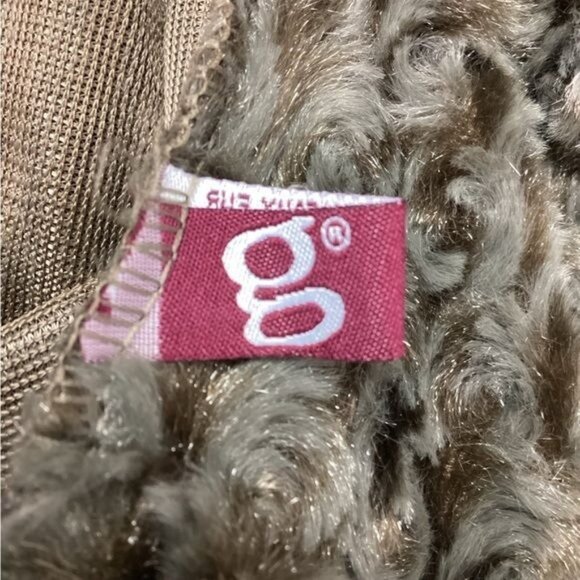 Faux Fur Wrap Shawl Ruana Coatigan Cozy Snuggle G Design - Picture 5 of 6